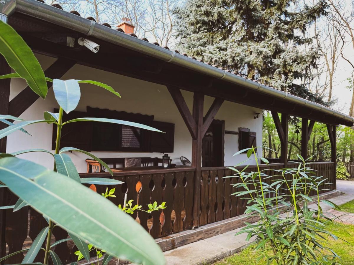 Vandor Tanya Agasegyhaza Exterior photo
